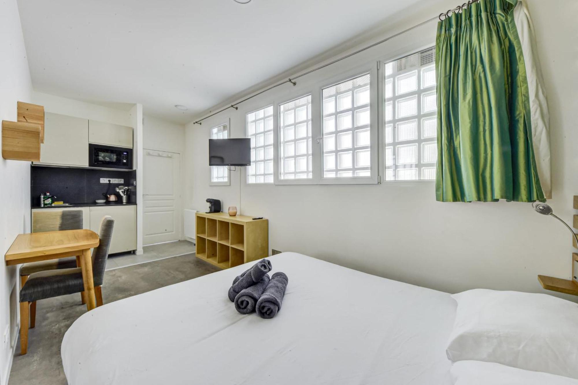 Cozy In The Heart Of Paris' 15th Appartement *
